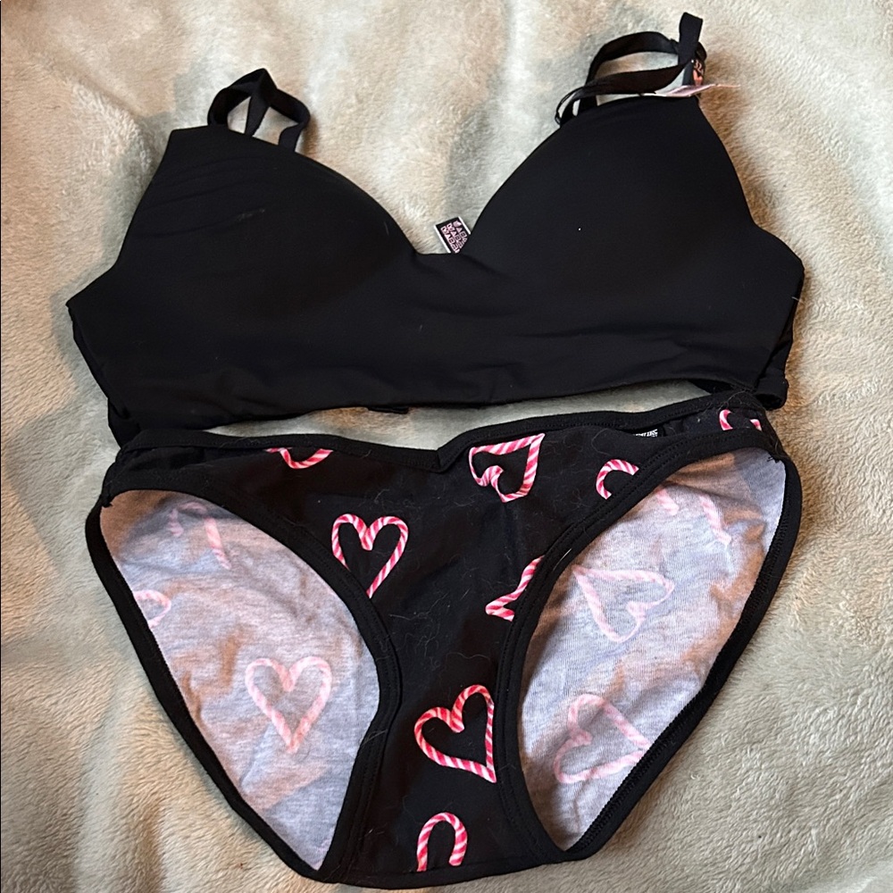 Victoria's Secret Black and Pink Heart Candy Cane Bra Set